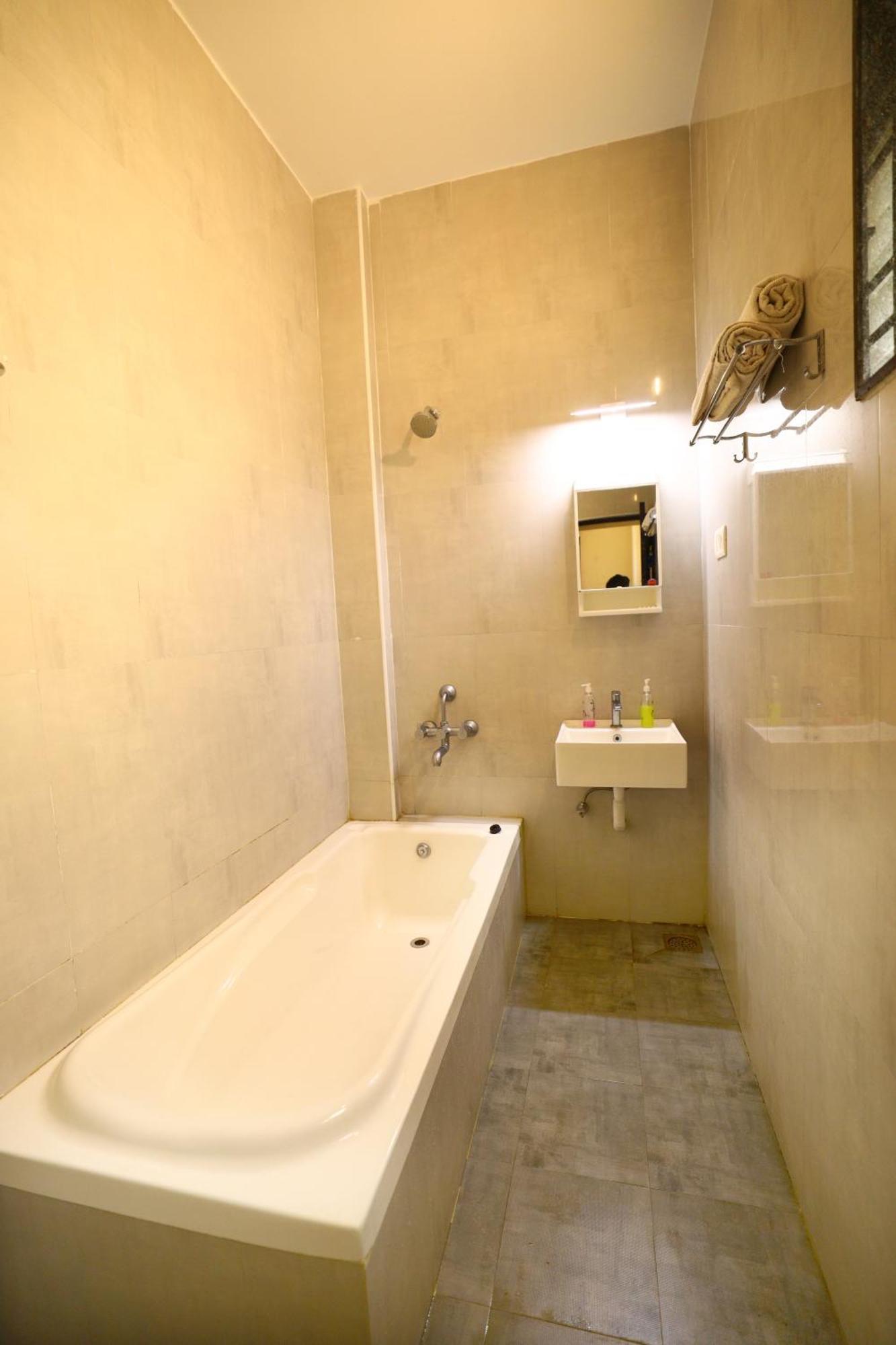 Coco Nest Resort Mahabalipuram Buitenkant foto